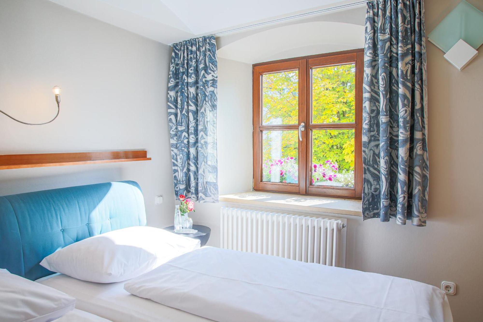 Hotel Klostergasthof Thierhaupten Екстер'єр фото